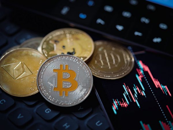 شکایت کیفری و حقوقی از تریدر ارز دیجیتال